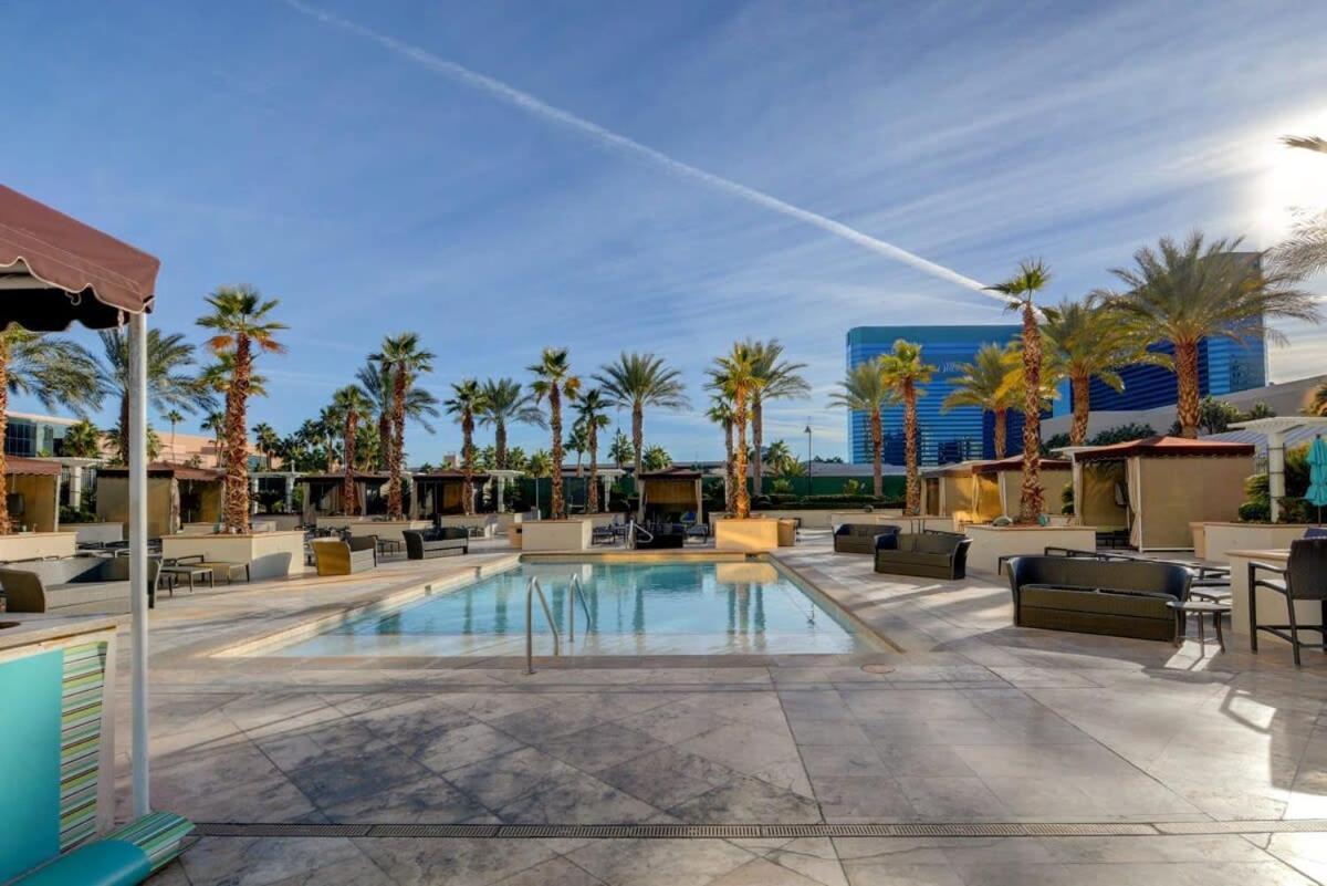 Mgm Signature-33-709 F1 Track & Strip View Balcony Las Vegas Exteriör bild